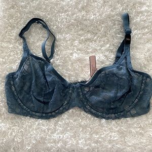 Victoria secret unlined Demi bra
